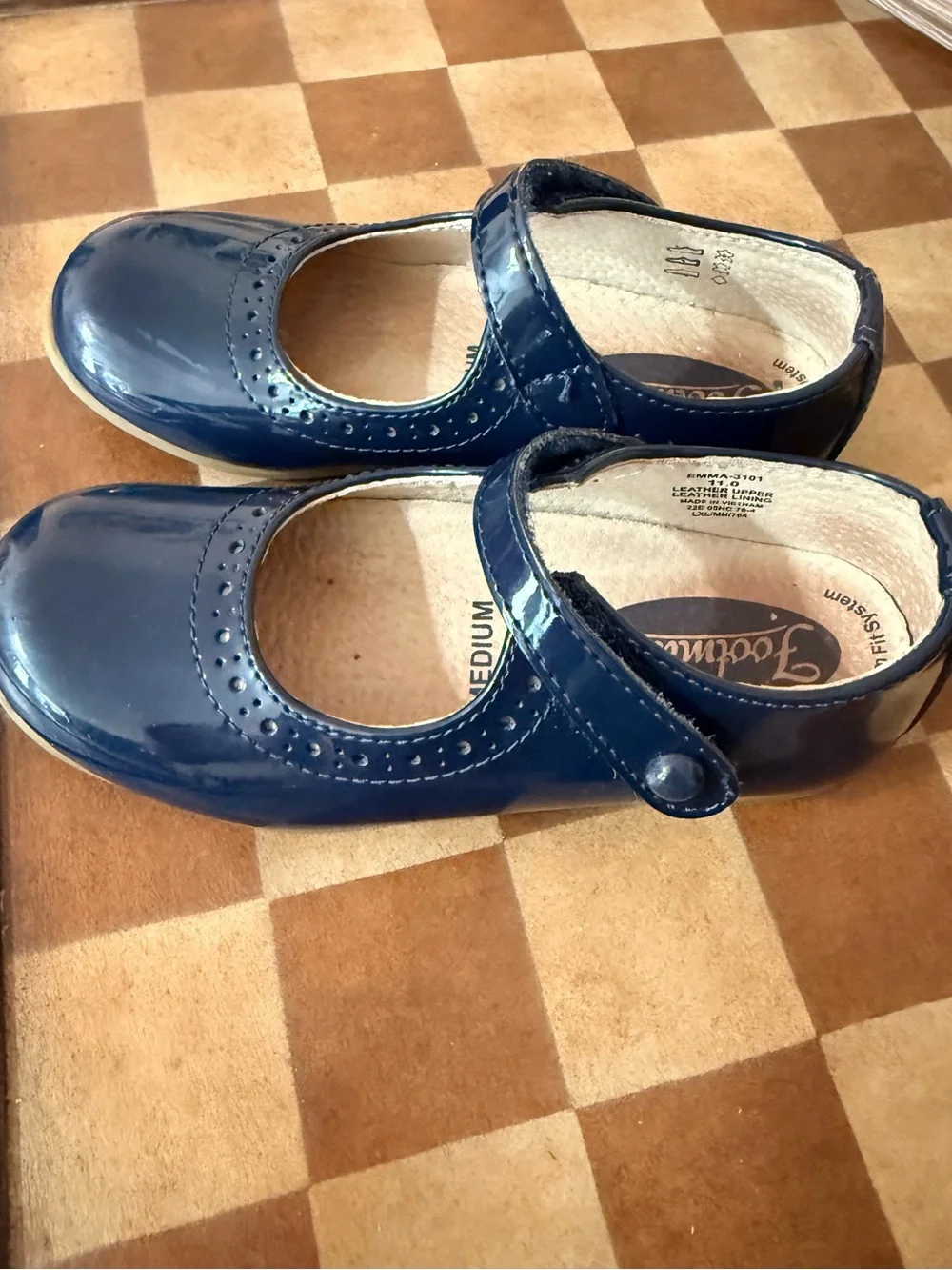 FOOTMATES Girls Shoes